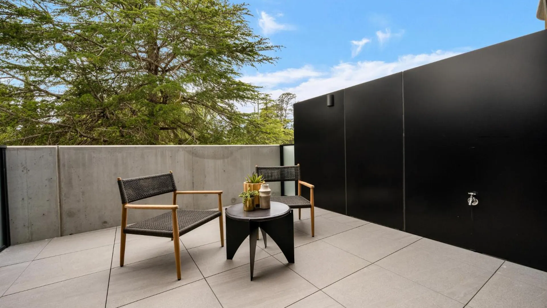 Stylish Studio In Braddon With Communal Area Canberra 0*,